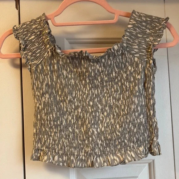 Smocked Top with Ruffled Edges - Picture 3 of 7